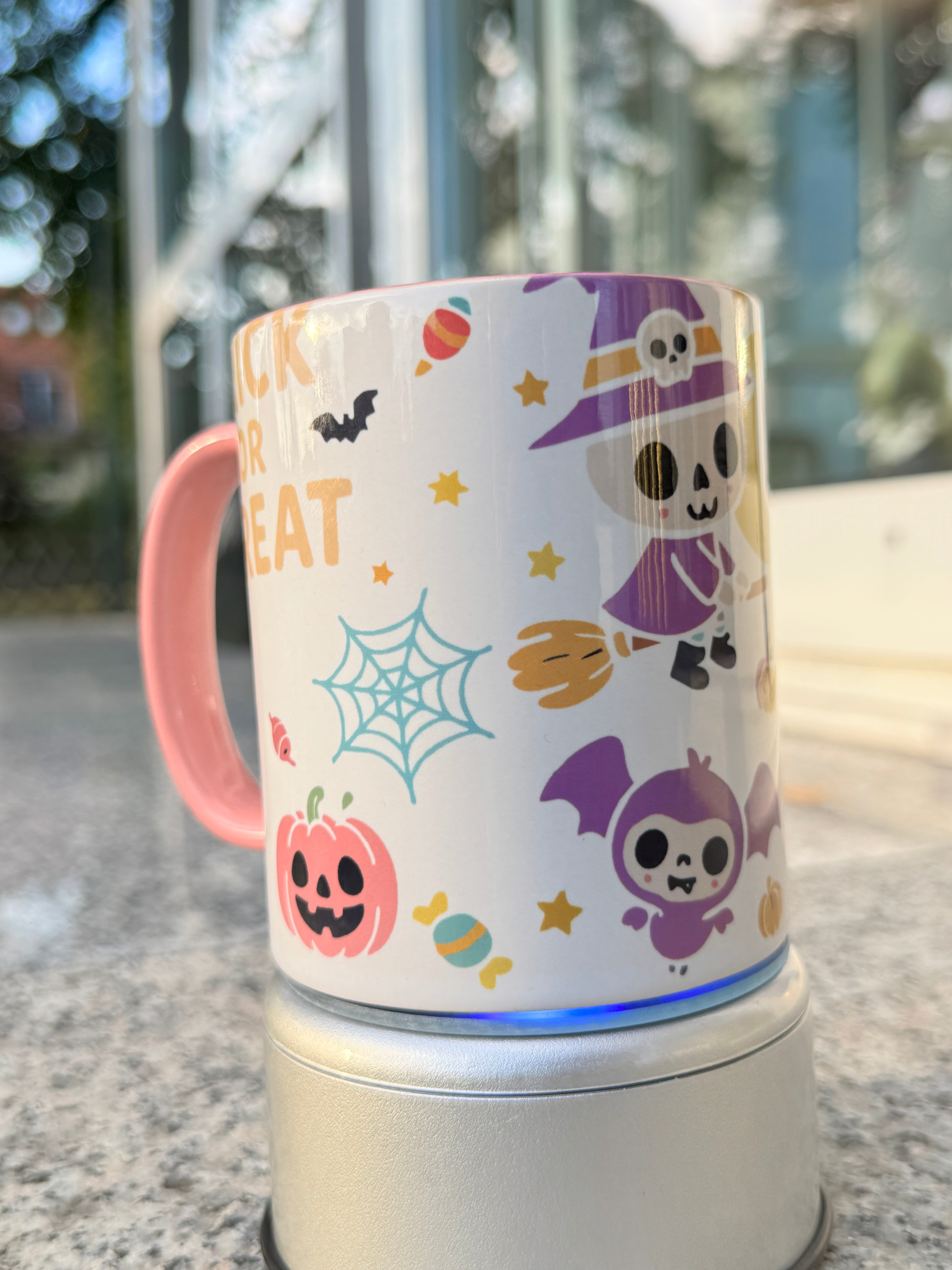 „ZarahSkull" Tasse „Trick of Treat"