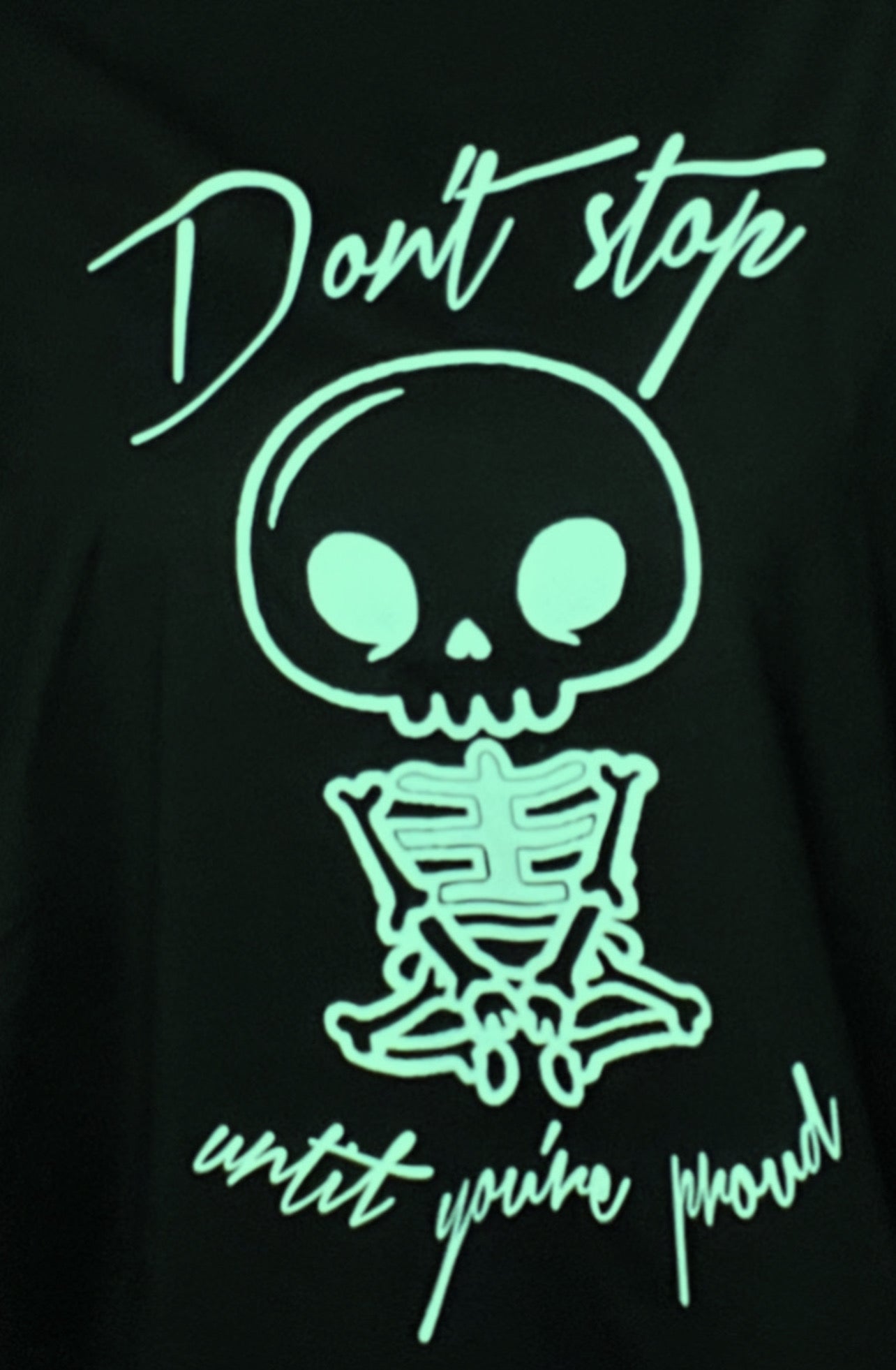 ZarahSkull" Huge Tee BLACK "SEATED SKULL"