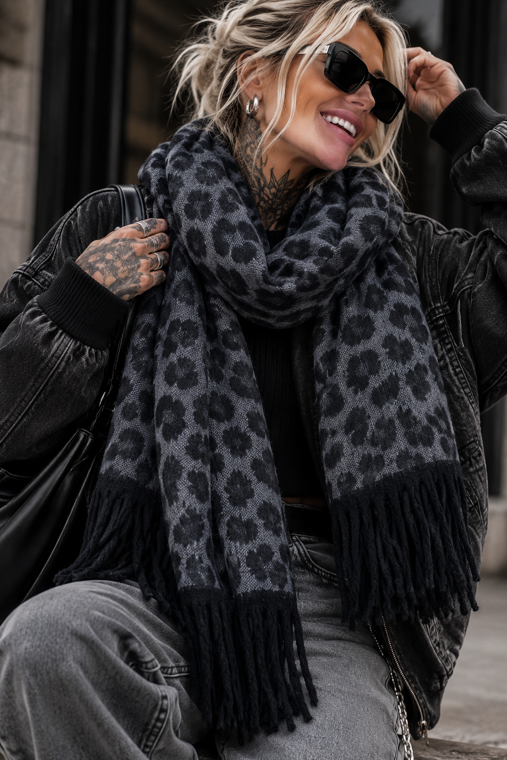 Leopard Love Scarf dark grey