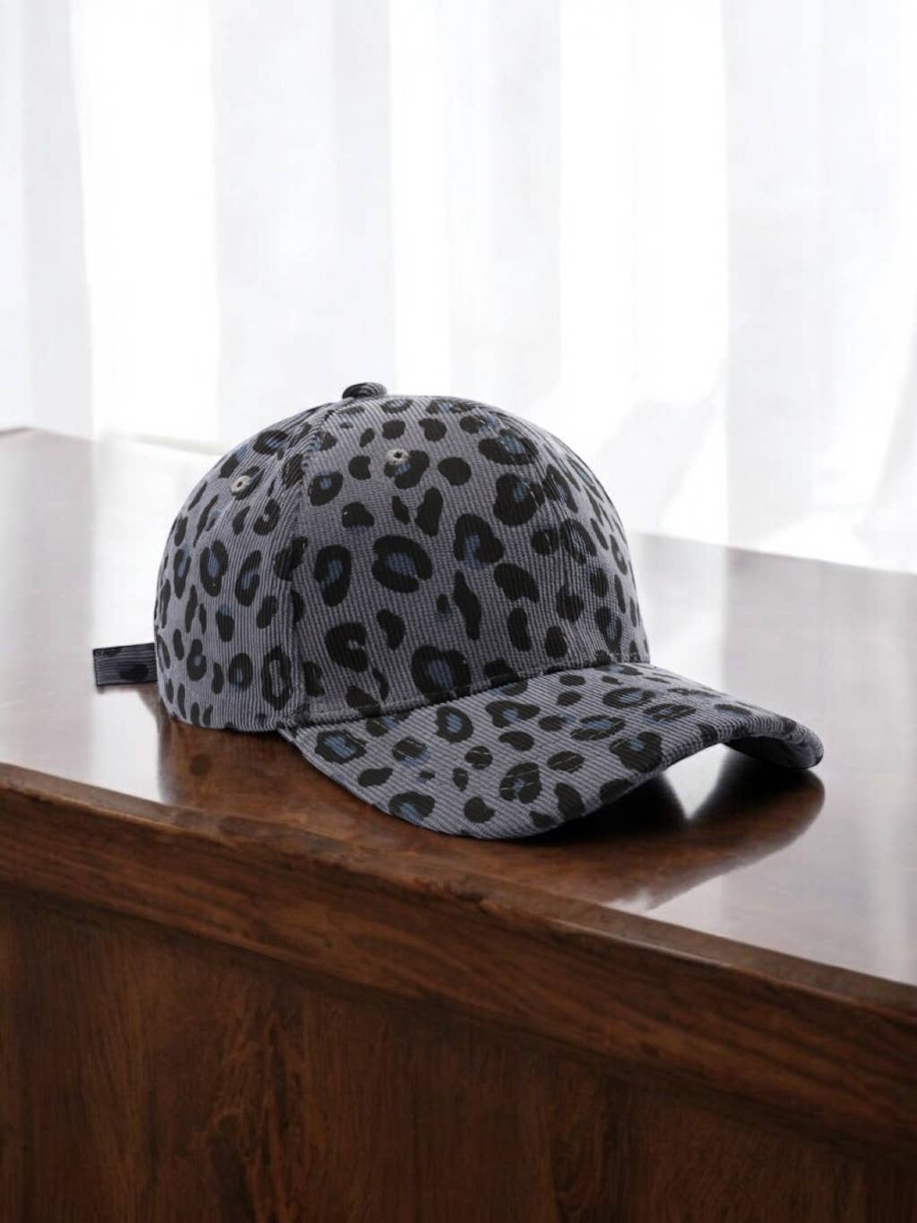 Zarah Skull Cap Leo grau