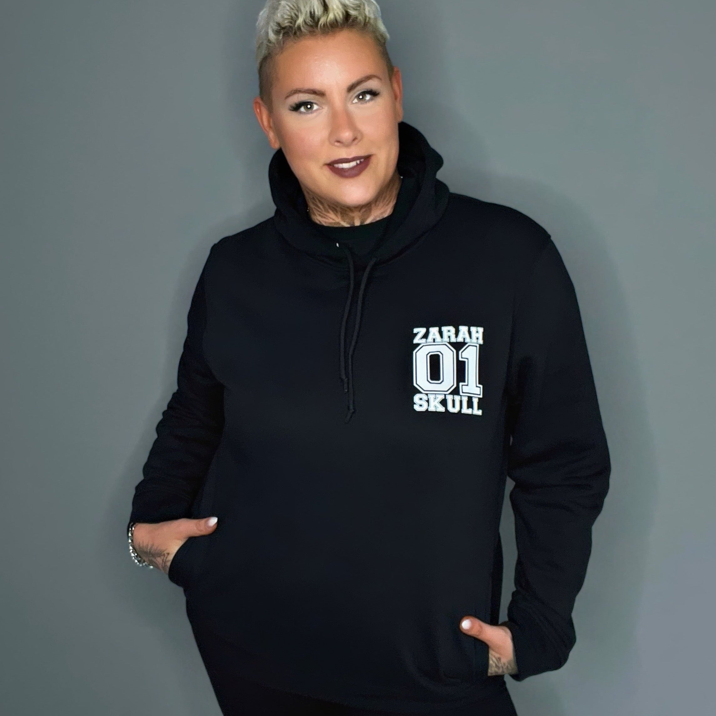 "ZarahSkull" Hoodie "01" BLACK