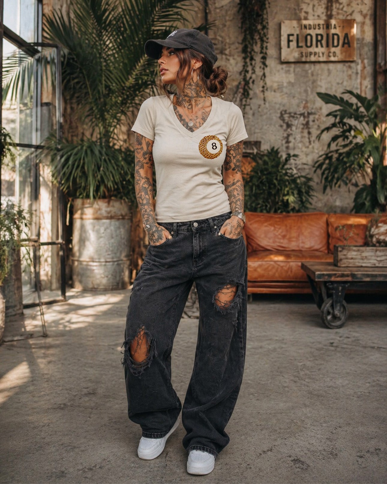 ZarahSKull V-Shirt creme "8 Ball Leo"