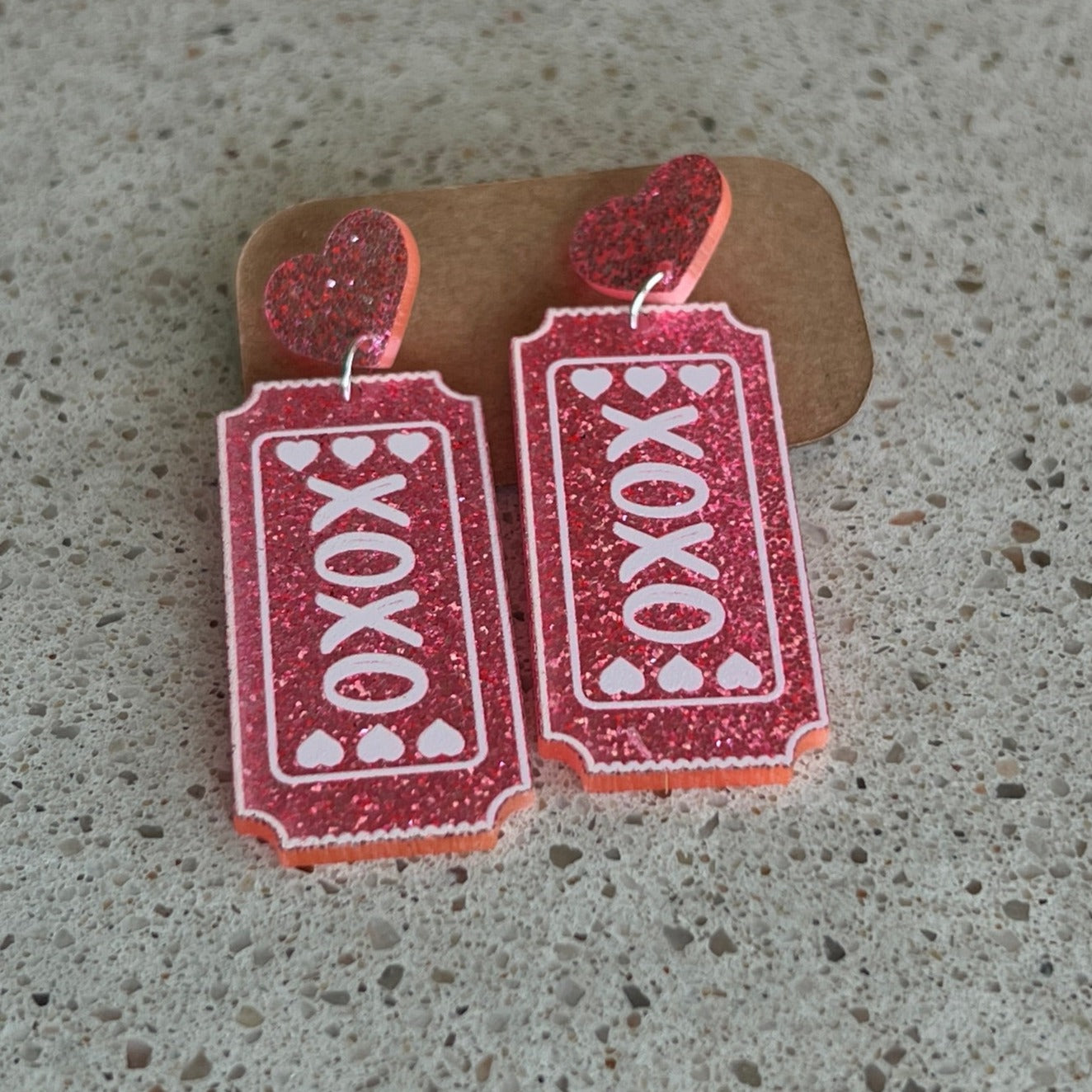 Zarahskull earrings "XOXO" 