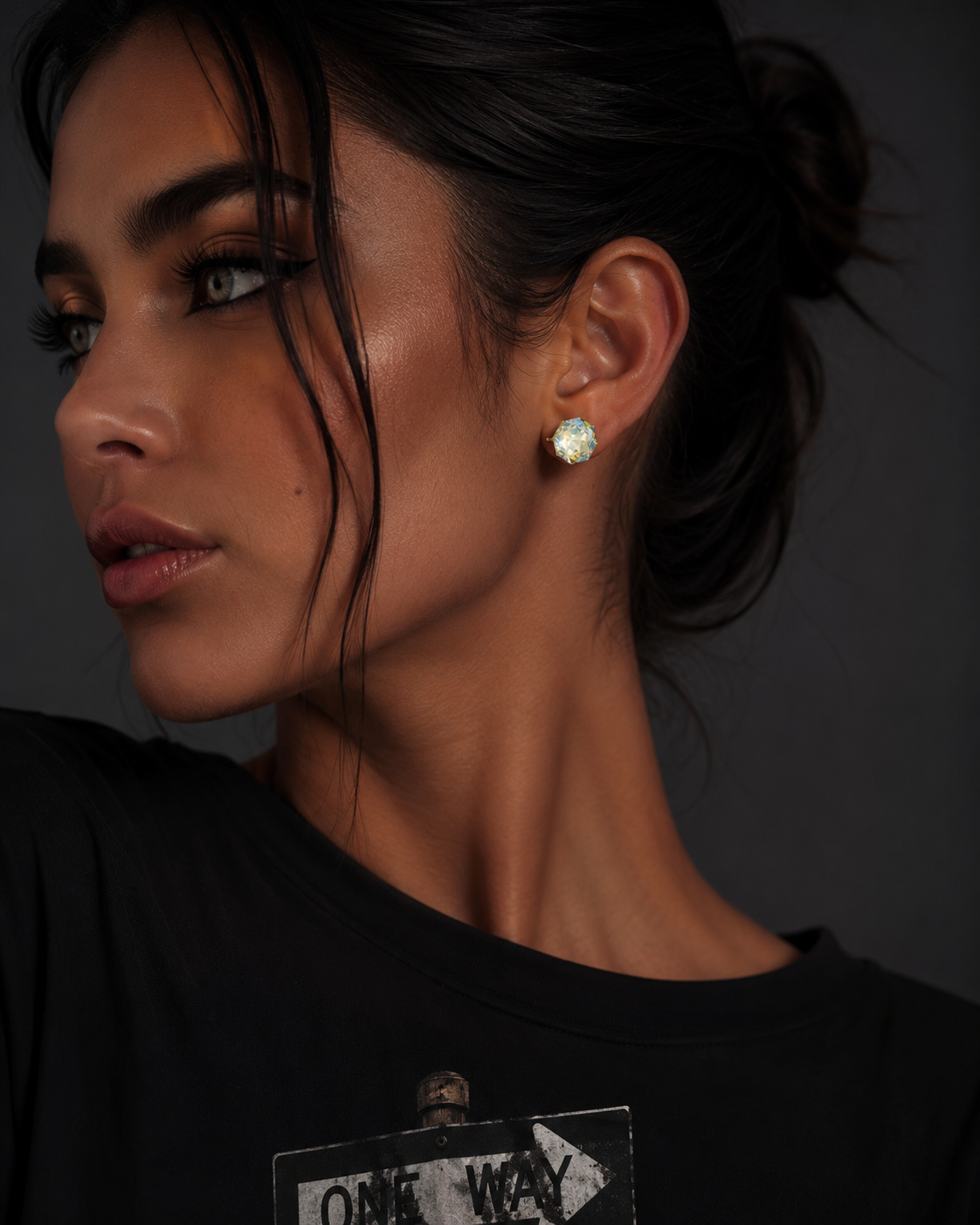 ZarahSkull Golden Glow Studs