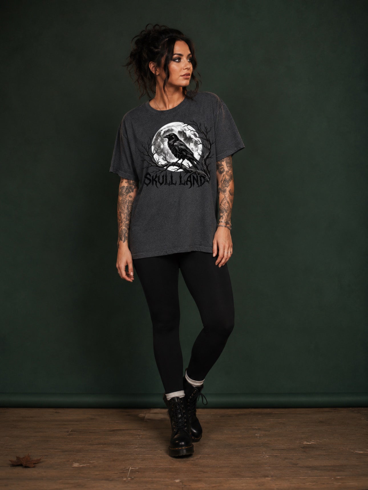 Skull Crow Halloween woman wears oversize shirt in dark heather grey