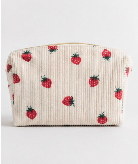 ZarahSkull Makeup Bag "Shit I dont need"