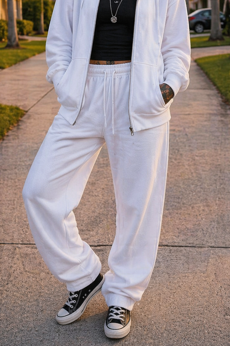 „ZarahSkull" Sweatpants white