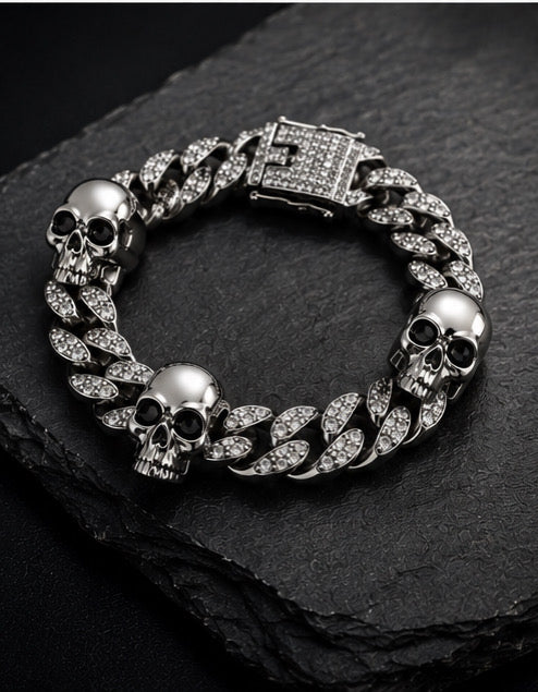 Zarah Skull Armband Skullis